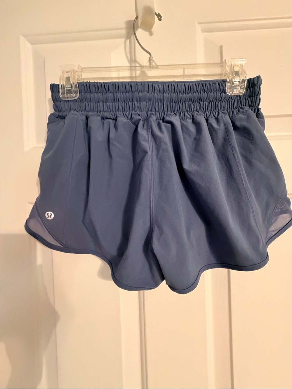 lululemon athletica Women's Blue Elastic Waist Running Shorts